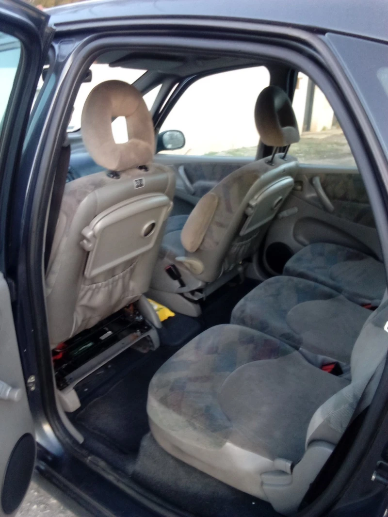 Citroen Xsara picasso, снимка 9 - Автомобили и джипове - 52771986