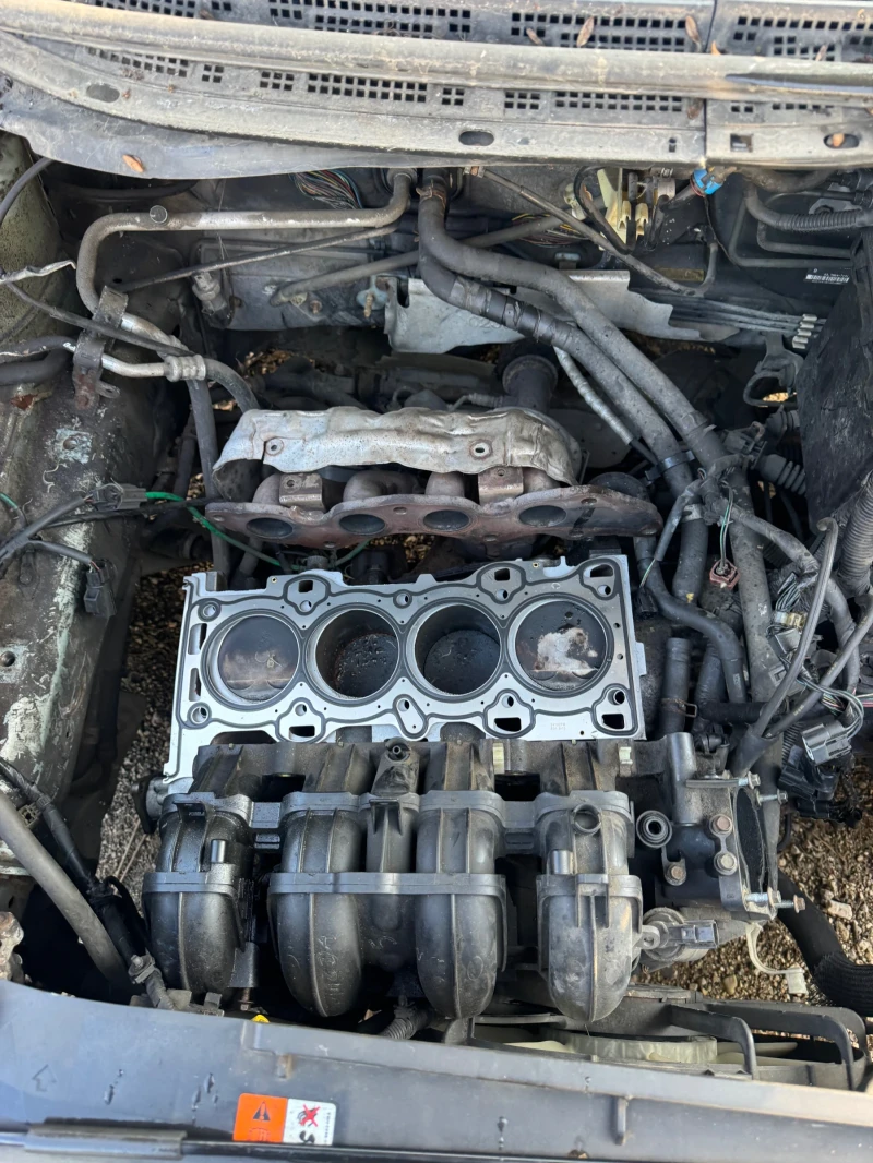 Mazda 5 2.0i проблем в мотор, снимка 8 - Автомобили и джипове - 52852038