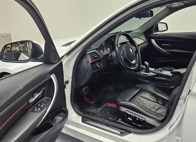 BMW 320 Sport - изображение 10