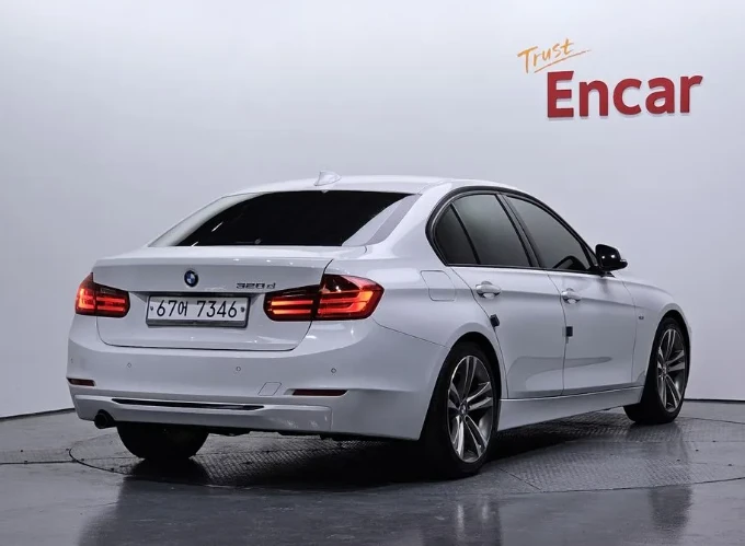 BMW 320 Sport - изображение 2