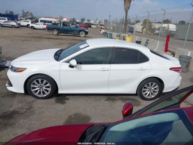 Toyota Camry LE *  | Mobile.bg   13