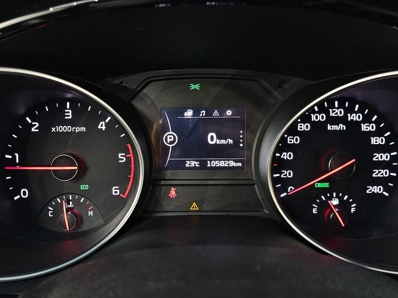 Kia Carnival 9-seater Prestige| 194�.�.| ���.��������� | Mobile.bg � ����������� 8