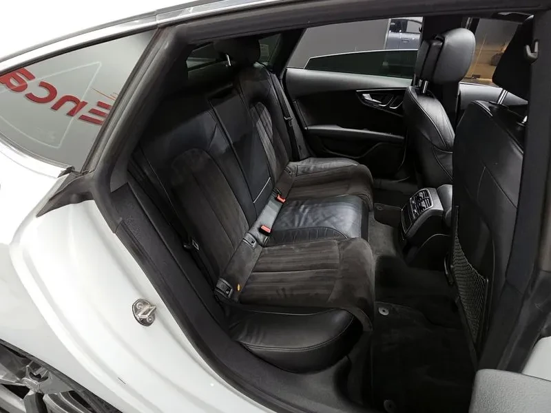 Audi A7 40 Tfsi Quattro Sport, снимка 12 - Автомобили и джипове - 55389812