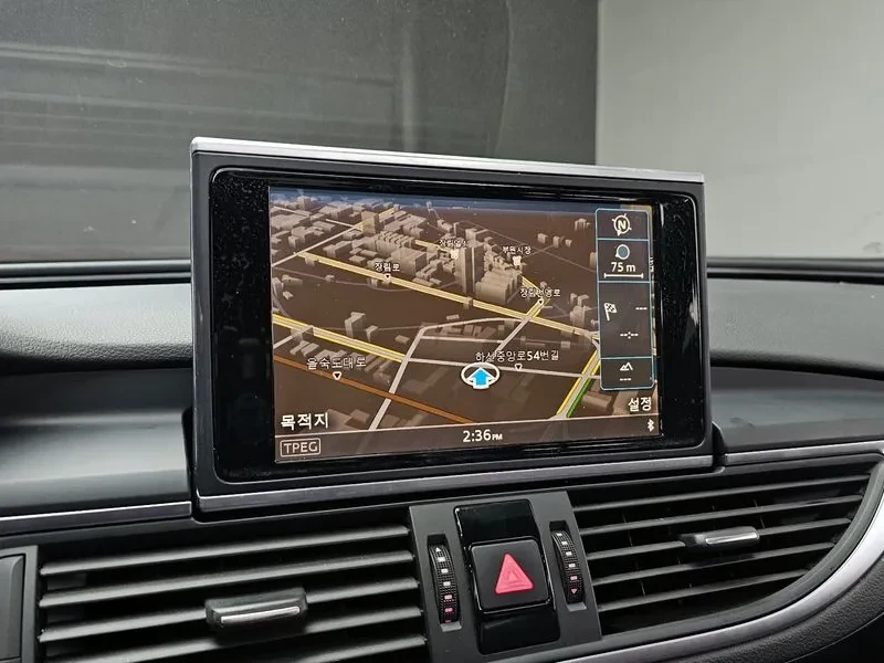 Audi A7 40 Tfsi Quattro Sport, снимка 14 - Автомобили и джипове - 55389812