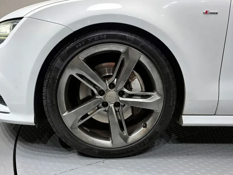Audi A7 40 Tfsi Quattro Sport, снимка 5 - Автомобили и джипове - 55389812