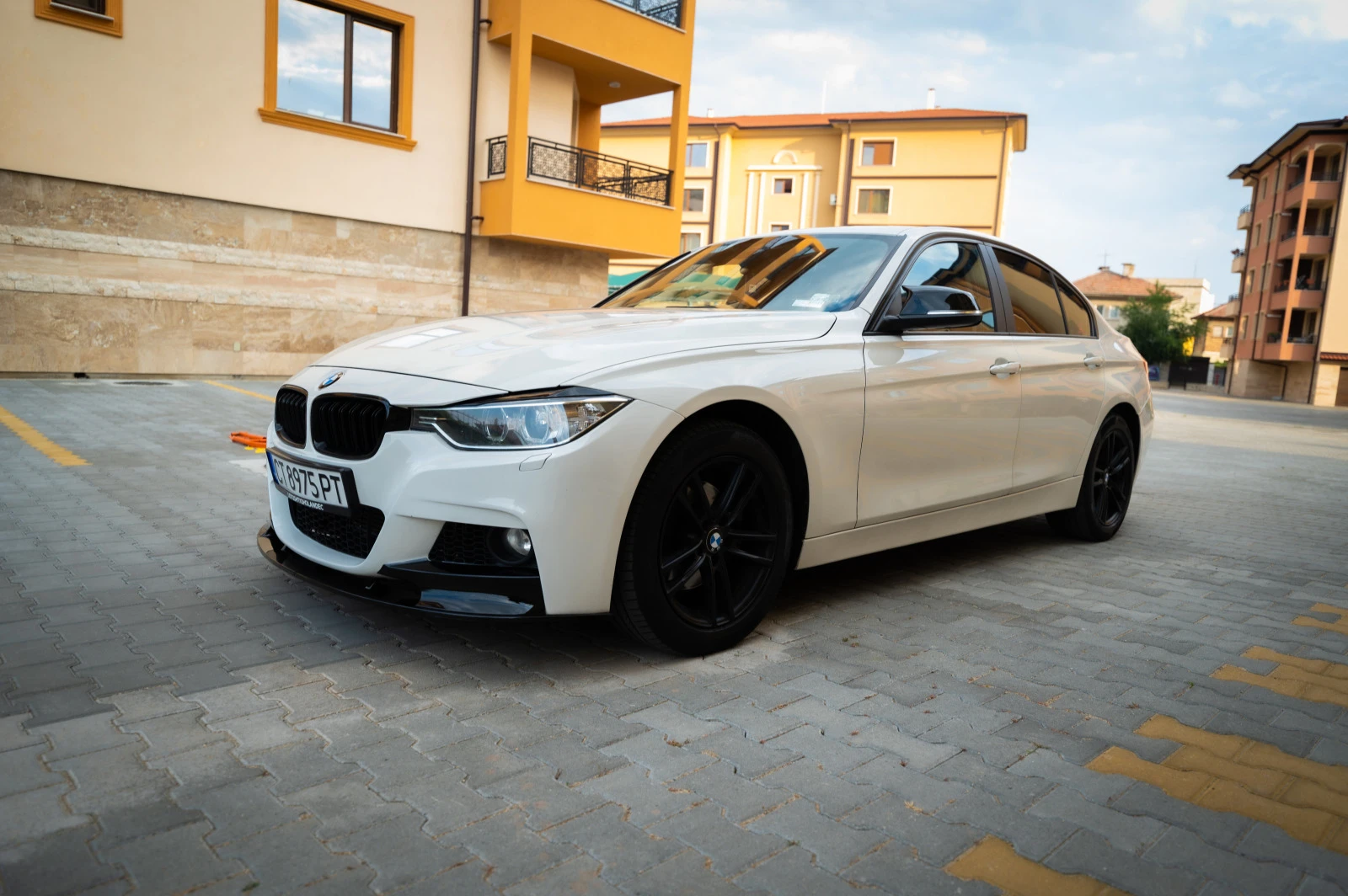 BMW 320 xDrive , M Performance Pack - изображение 2