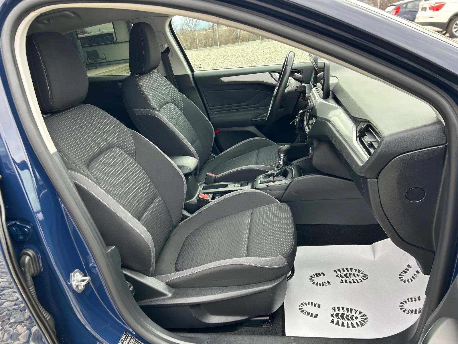 Ford Focus 1.5 TDCI  | Mobile.bg — изображение 14
