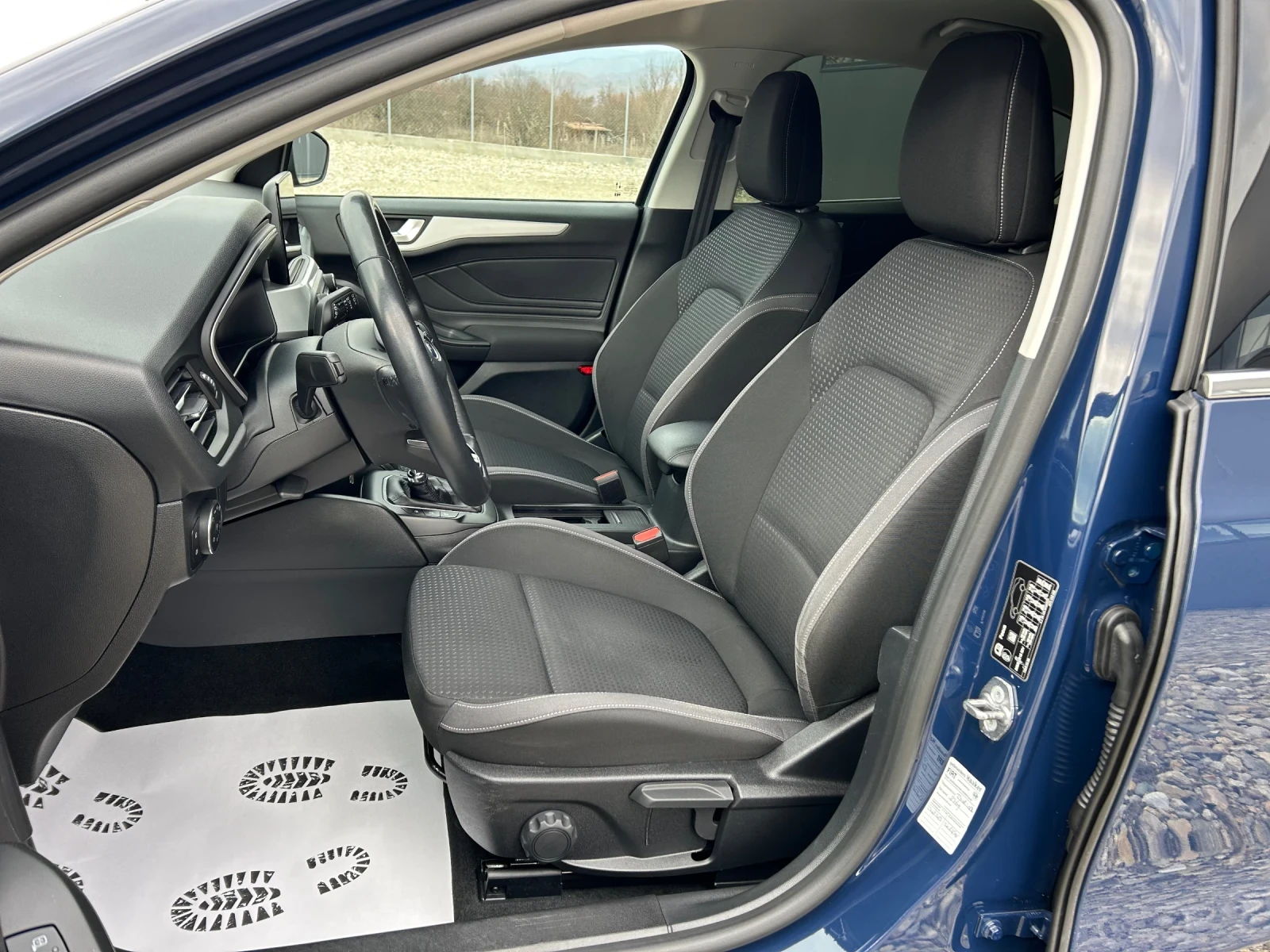 Ford Focus 1.5 TDCI  | Mobile.bg — изображение 11
