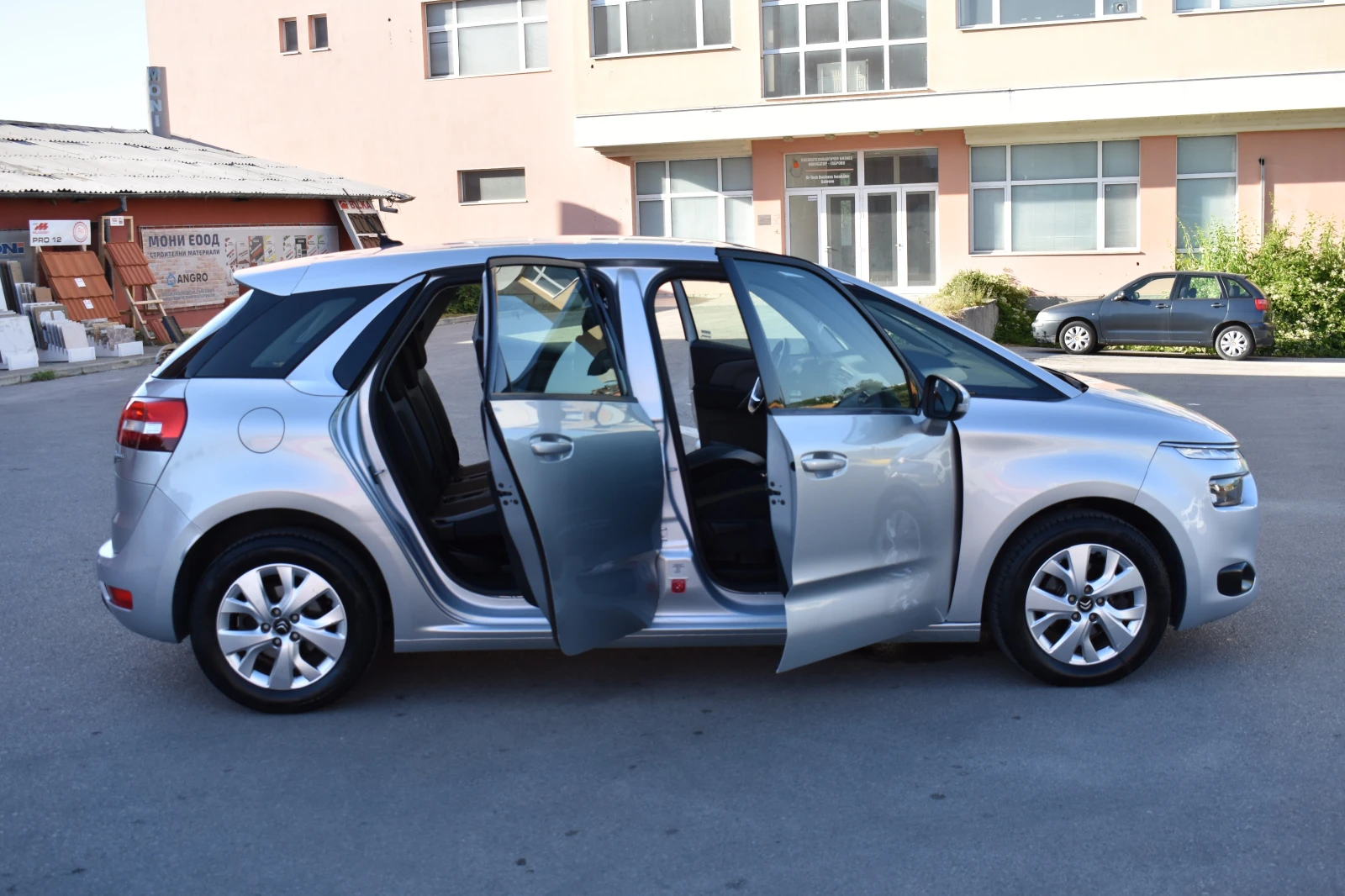 Citroen C4 Picasso 1.6HDI= EXCLUSIVE= AUTOMATIC= EURO 6B= NAVI= TOP!! - изображение 10
