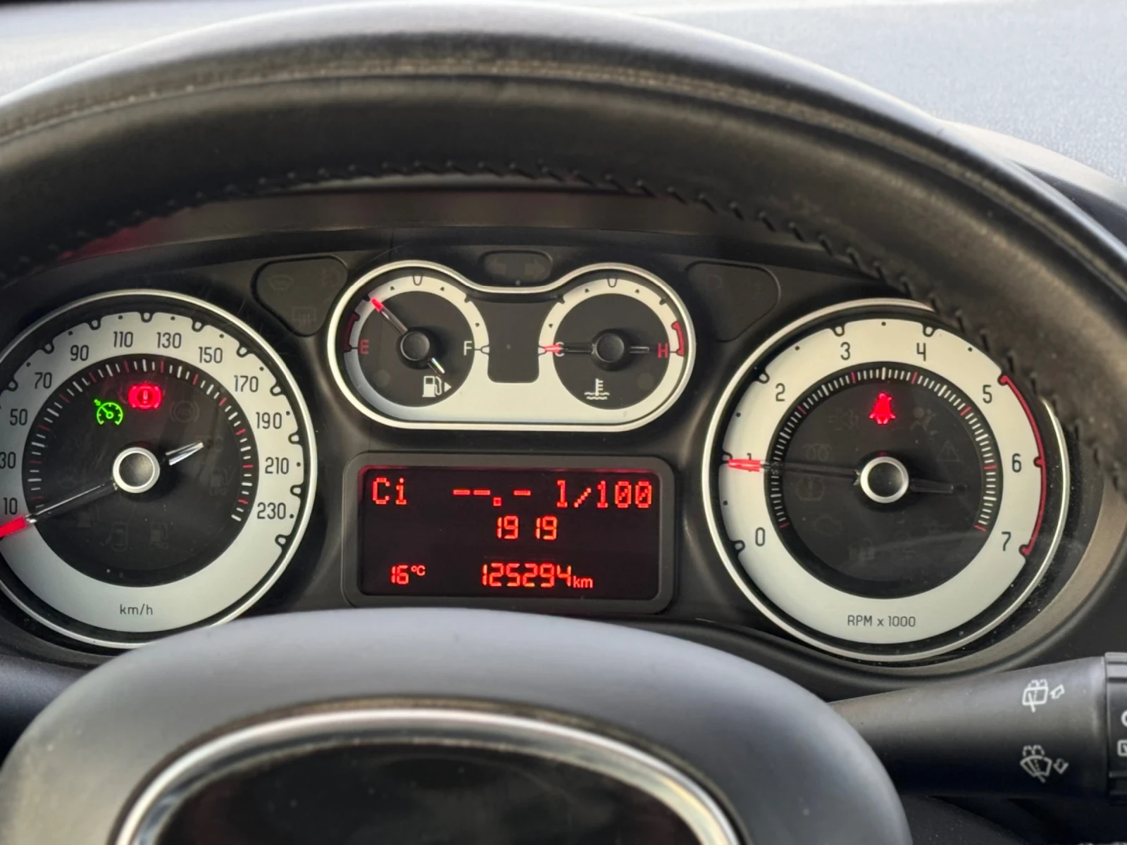 Fiat 500L  - изображение 9