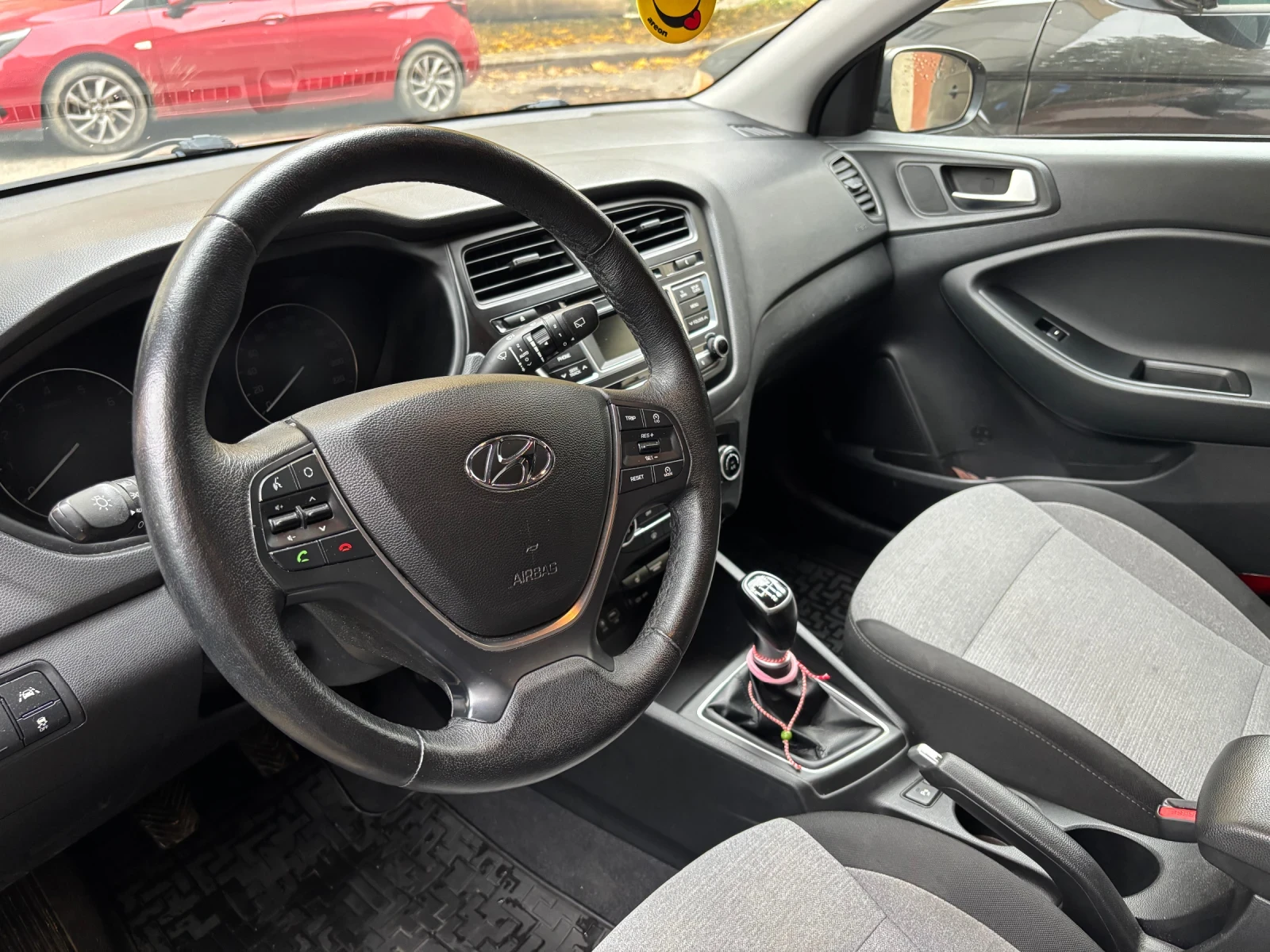 Hyundai I20 Blackline  - изображение 8