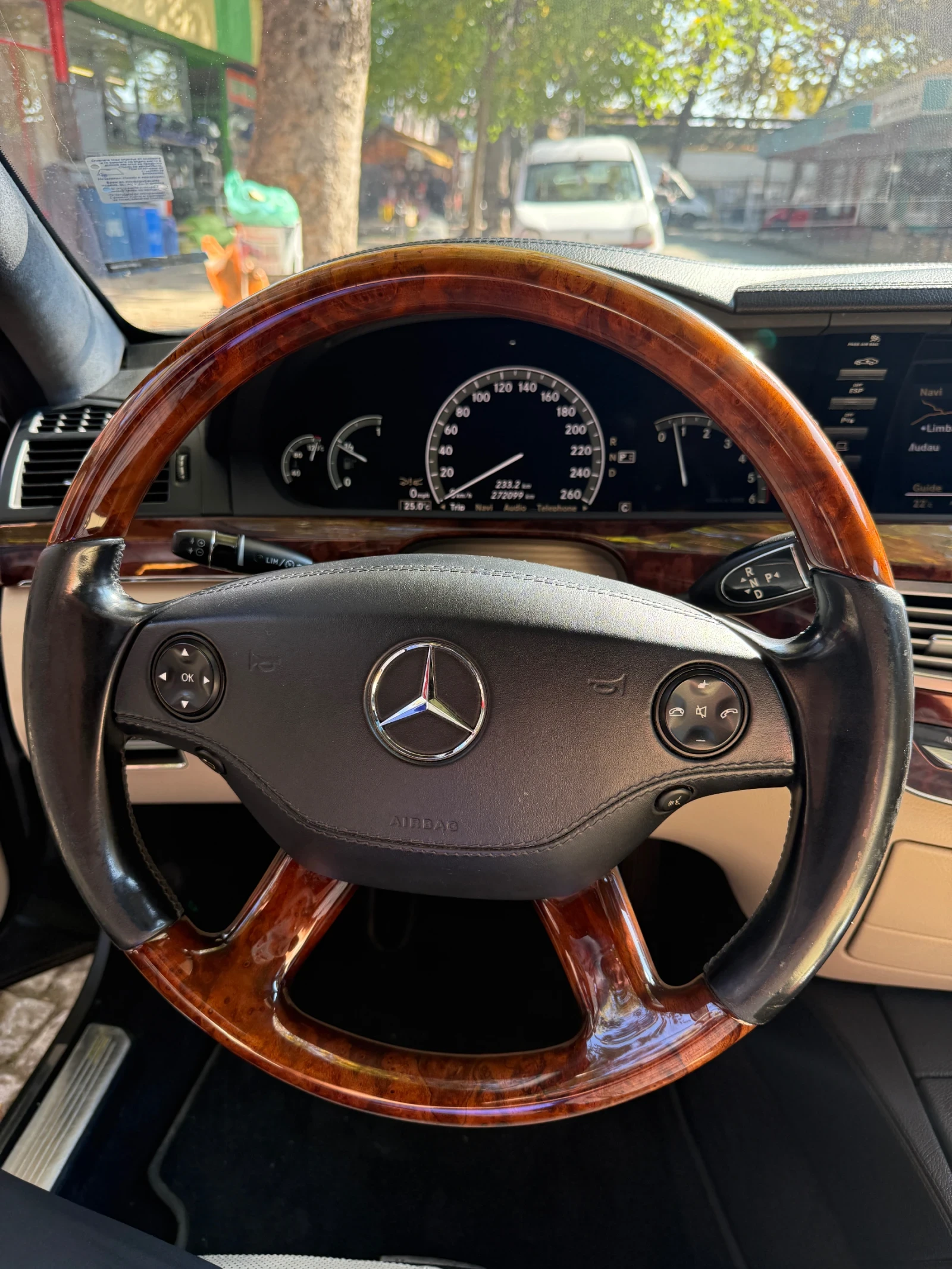 Mercedes-Benz S 420 Перфектна  - изображение 10