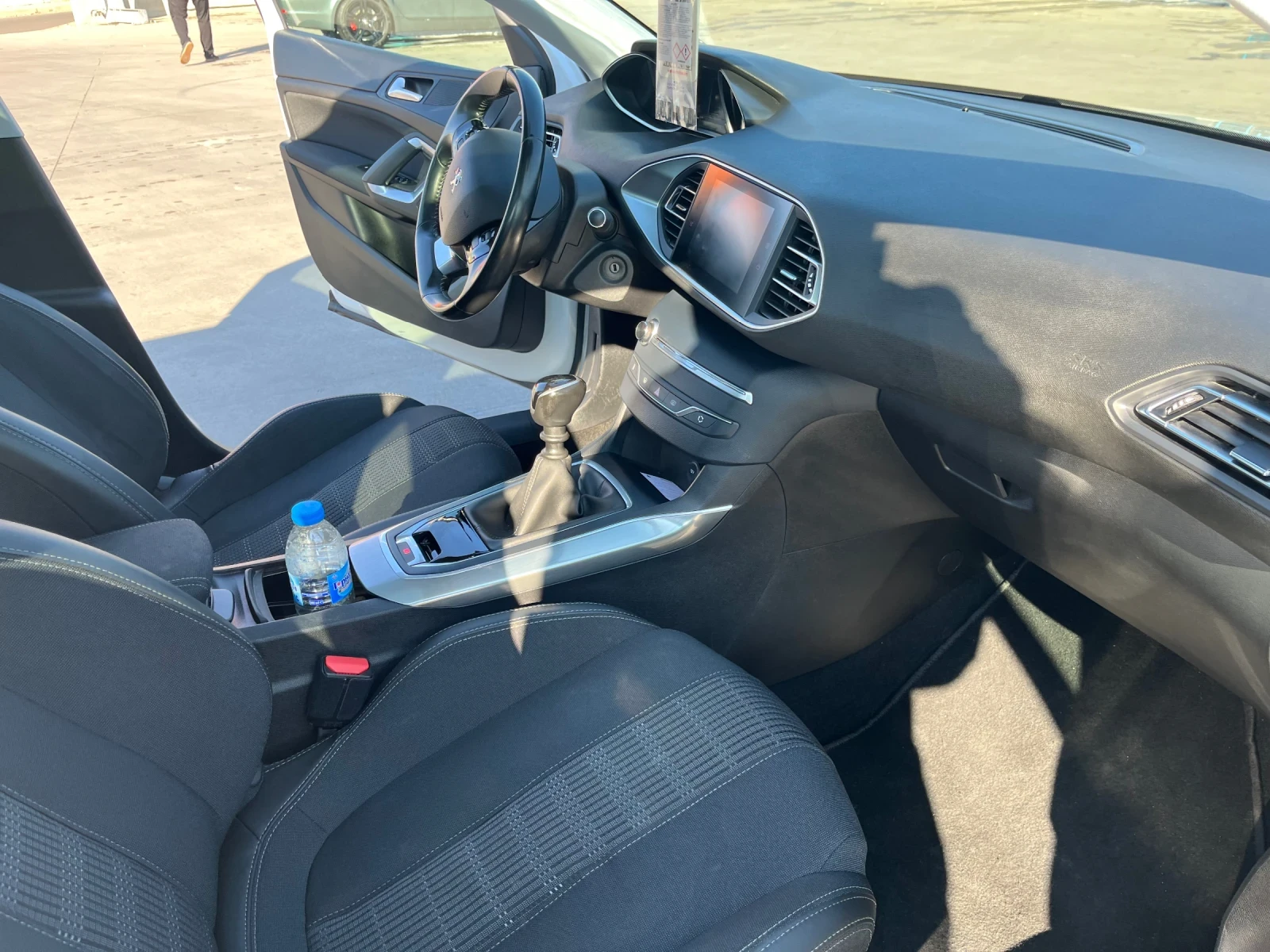 Peugeot 308 SW 1.5 | Mobile.bg � ����������� 14