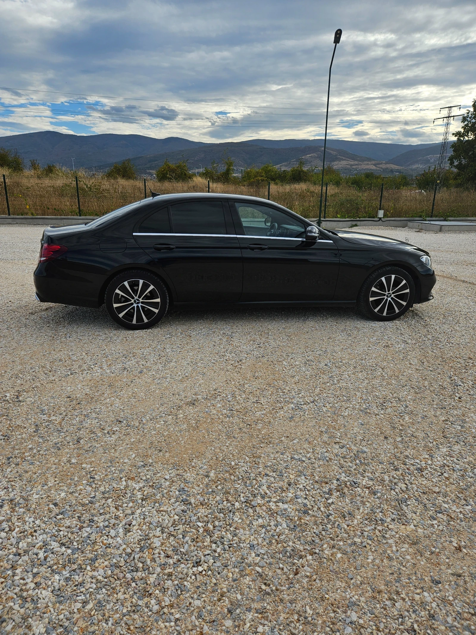 Mercedes-Benz E 200 W213 - изображение 2