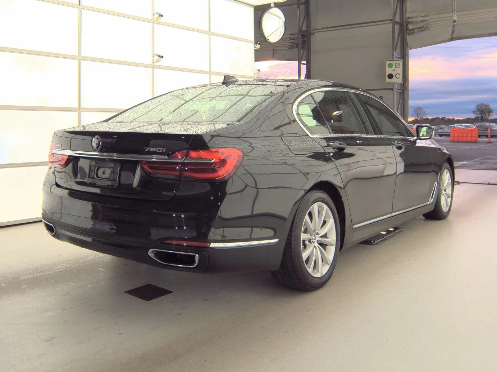 BMW 750 xDrive  ! - 4 /FULL | Mobile.bg   6