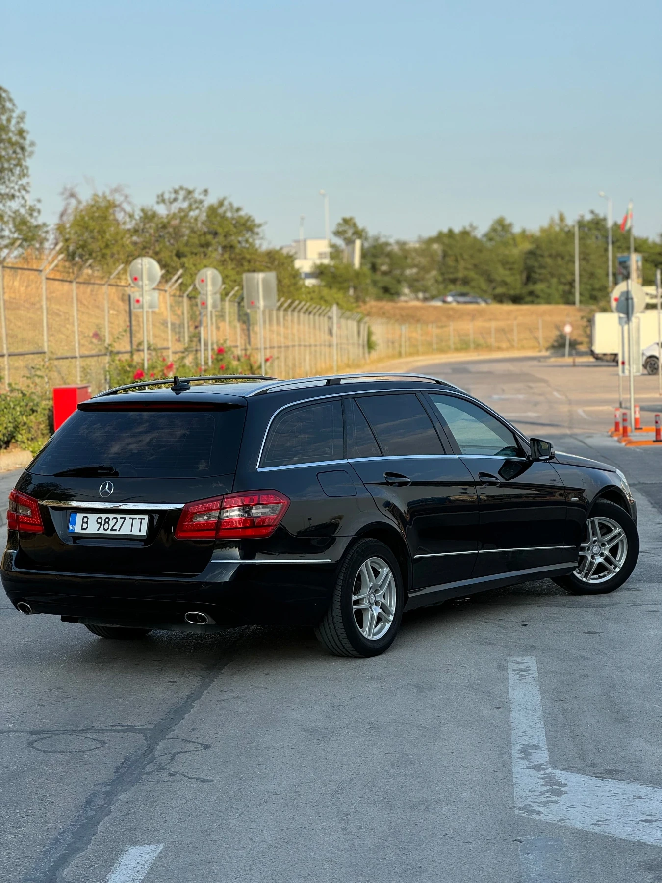 Mercedes-Benz E 300  CDI V6 7G, снимка 6 - Автомобили и джипове - 53713292