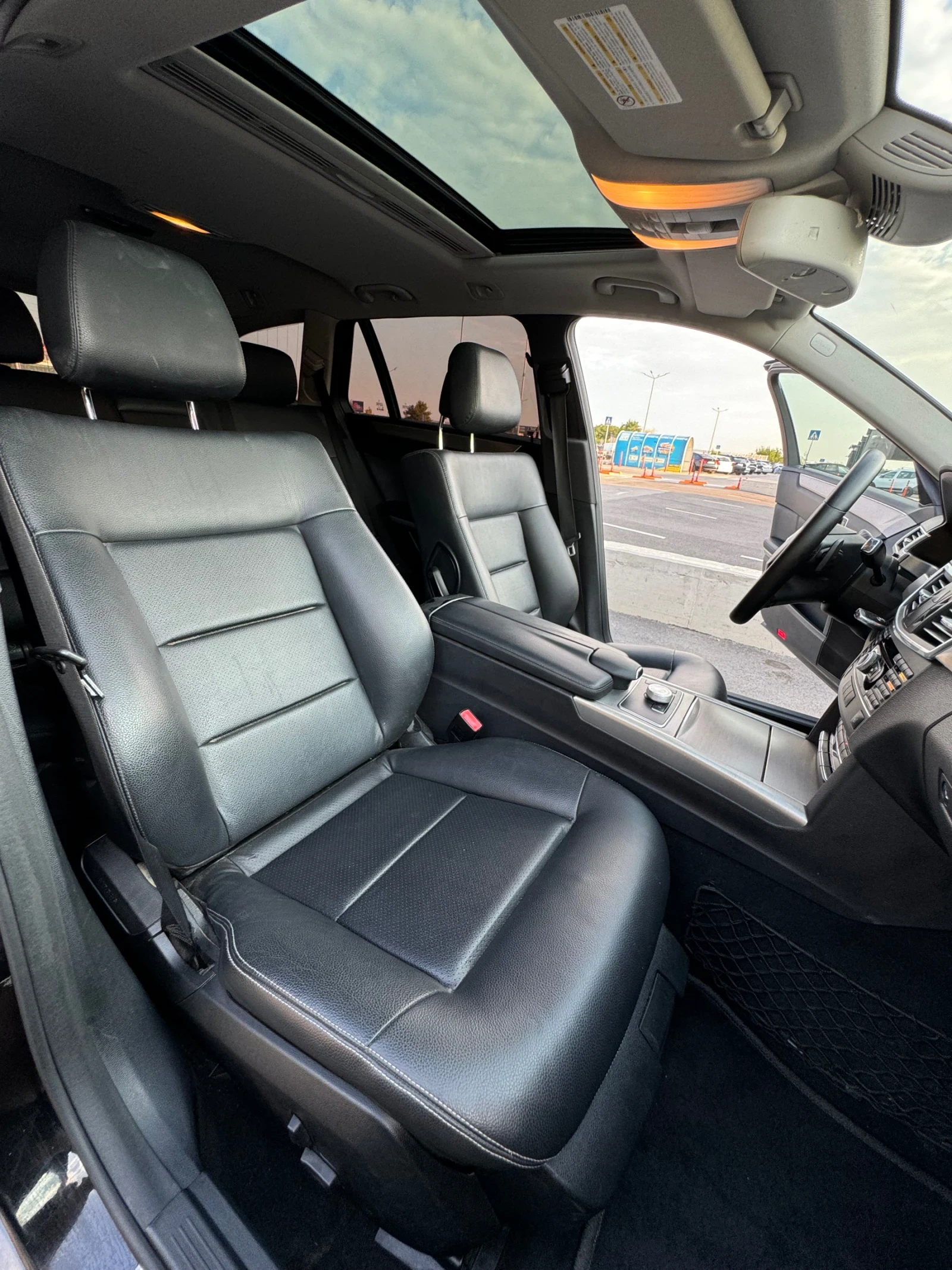 Mercedes-Benz E 300  CDI V6 7G, снимка 9 - Автомобили и джипове - 53713292