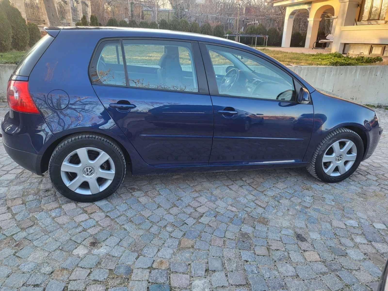 VW Golf 1.9 TDI, снимка 10 - Автомобили и джипове - 53738138