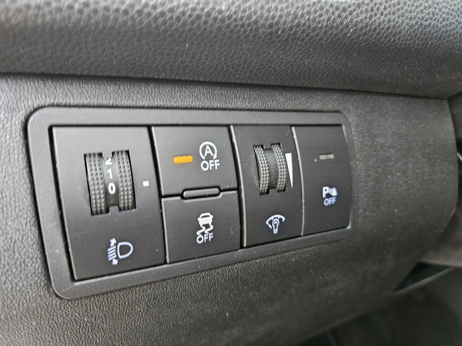 Hyundai Ix20 1.6i SWISS EDITION , снимка 13 - Автомобили и джипове - 53881924