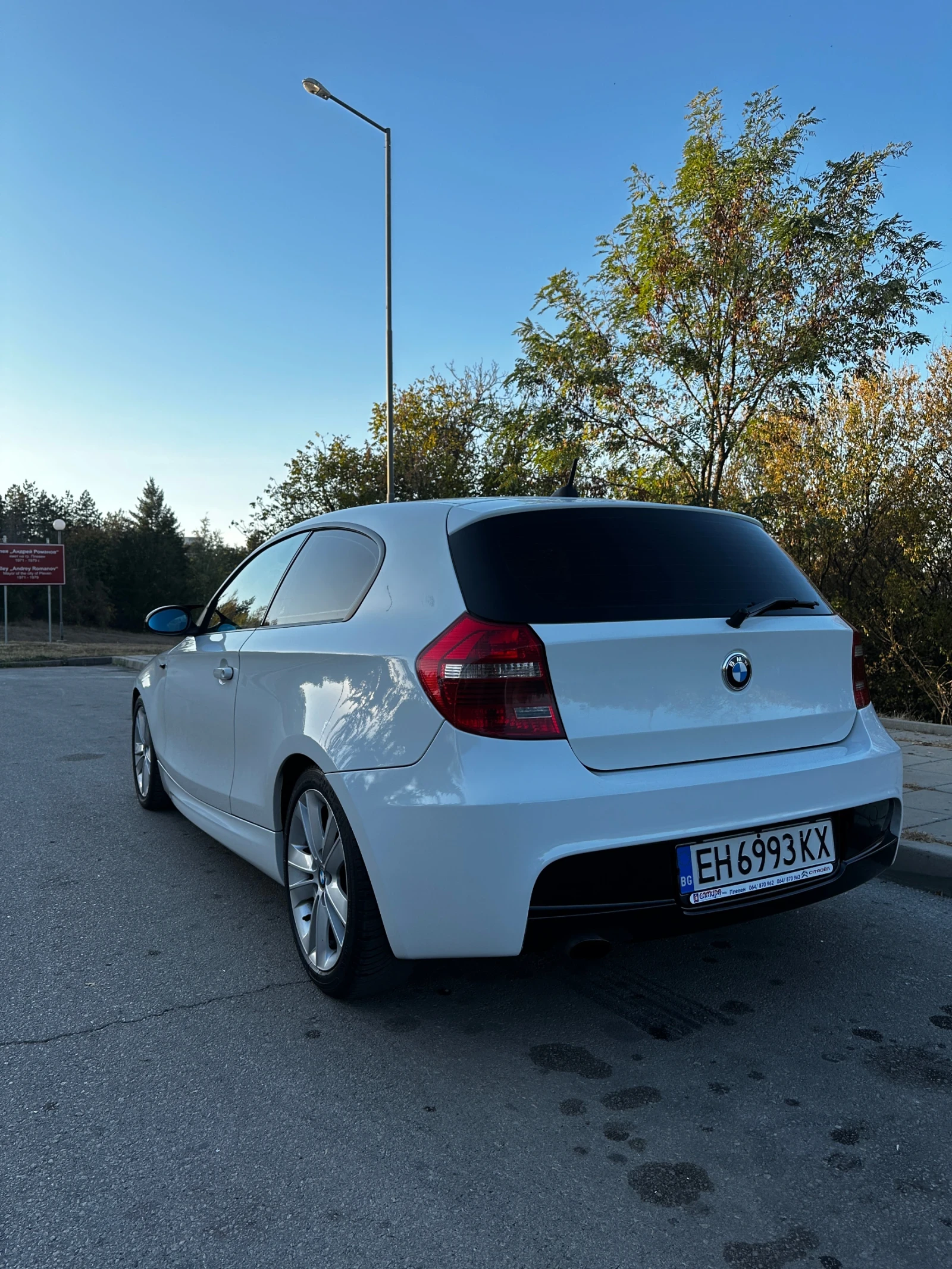 BMW 118, снимка 3 - Автомобили и джипове - 54095526