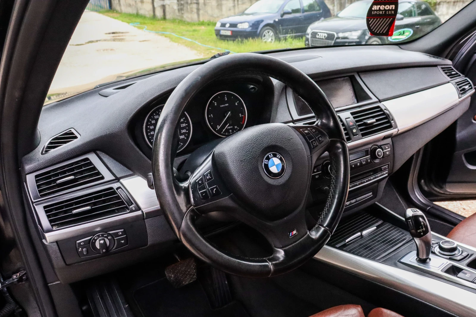 BMW X5 3.0D M-Pack360^HedUp , снимка 10 - Автомобили и джипове - 54388937