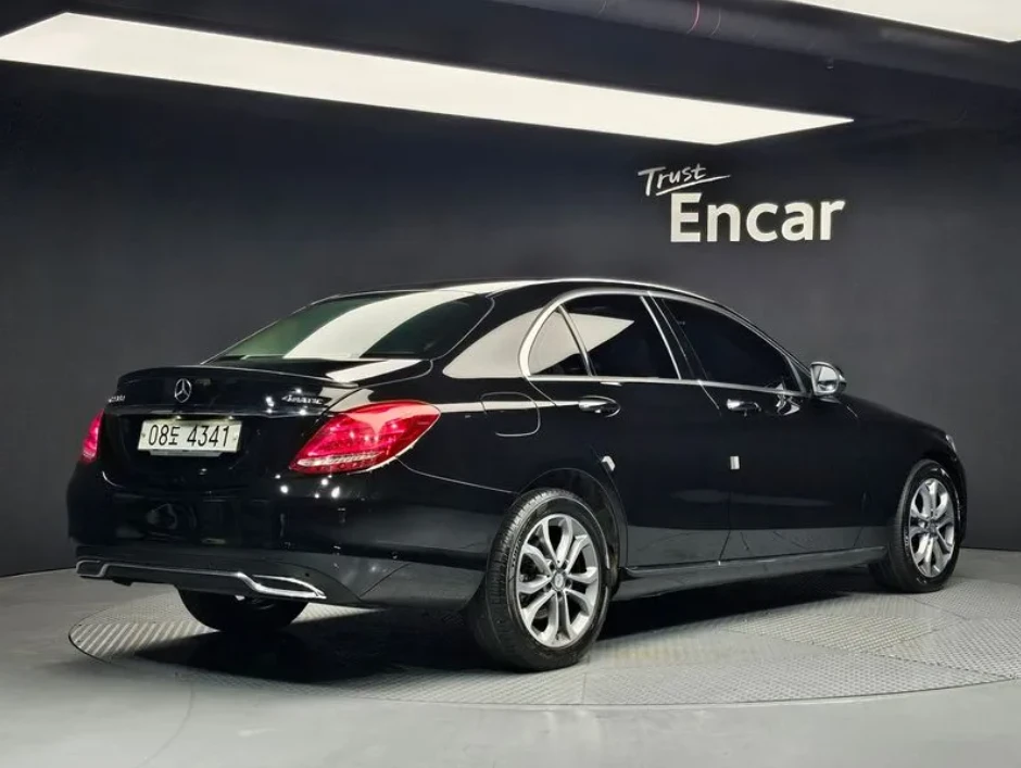 Mercedes-Benz C 220 W 205 D 4MATIC, снимка 2 - Автомобили и джипове - 54466783