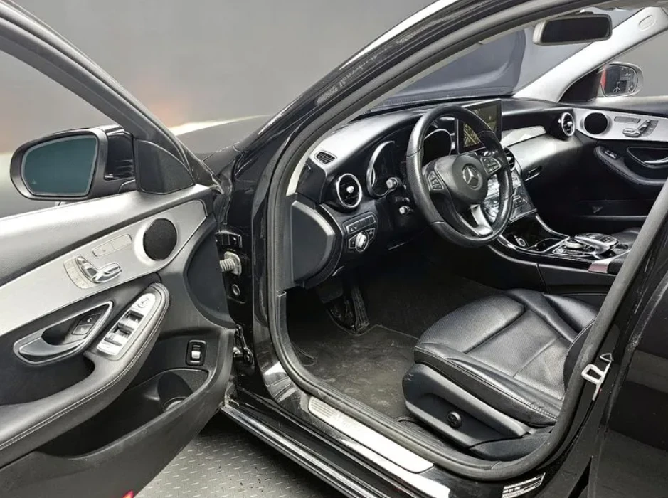 Mercedes-Benz C 220 W 205 D 4MATIC, снимка 10 - Автомобили и джипове - 54466783