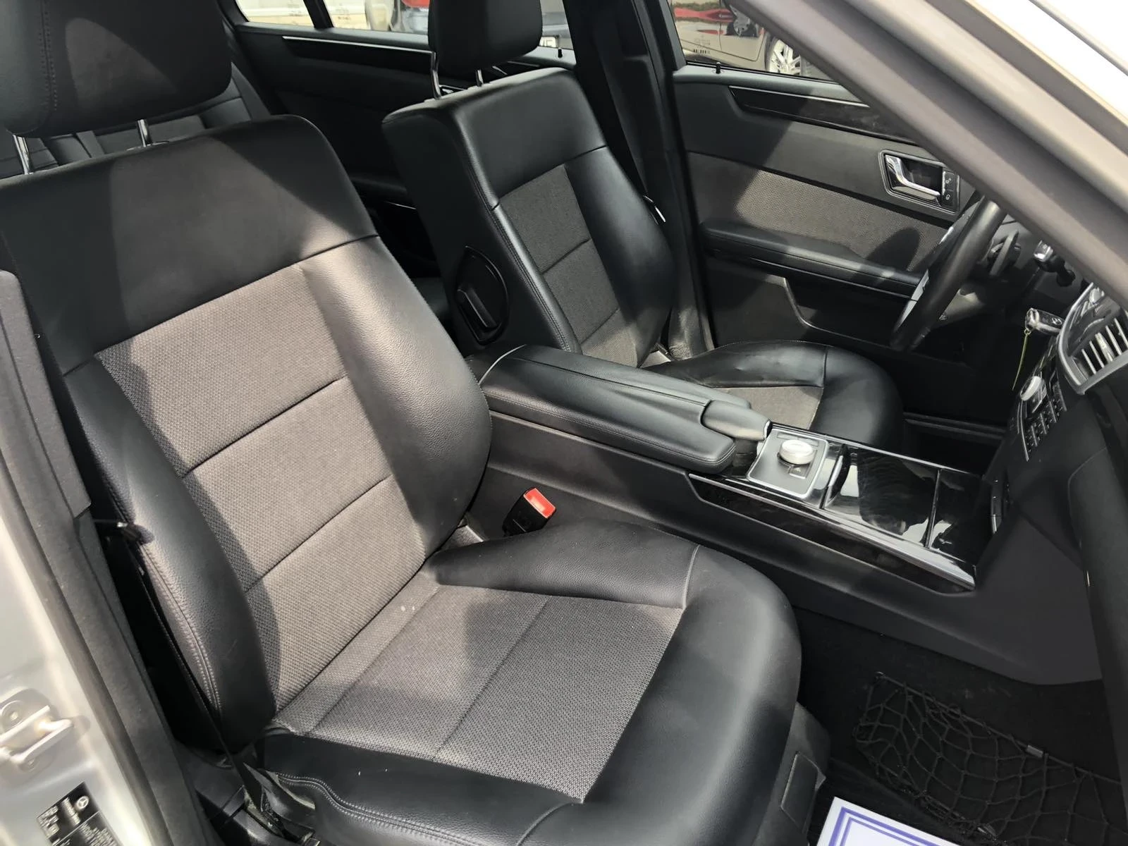 Mercedes-Benz E 220 FACELIFT ANANGARDE LED, снимка 9 - Автомобили и джипове - 54570931