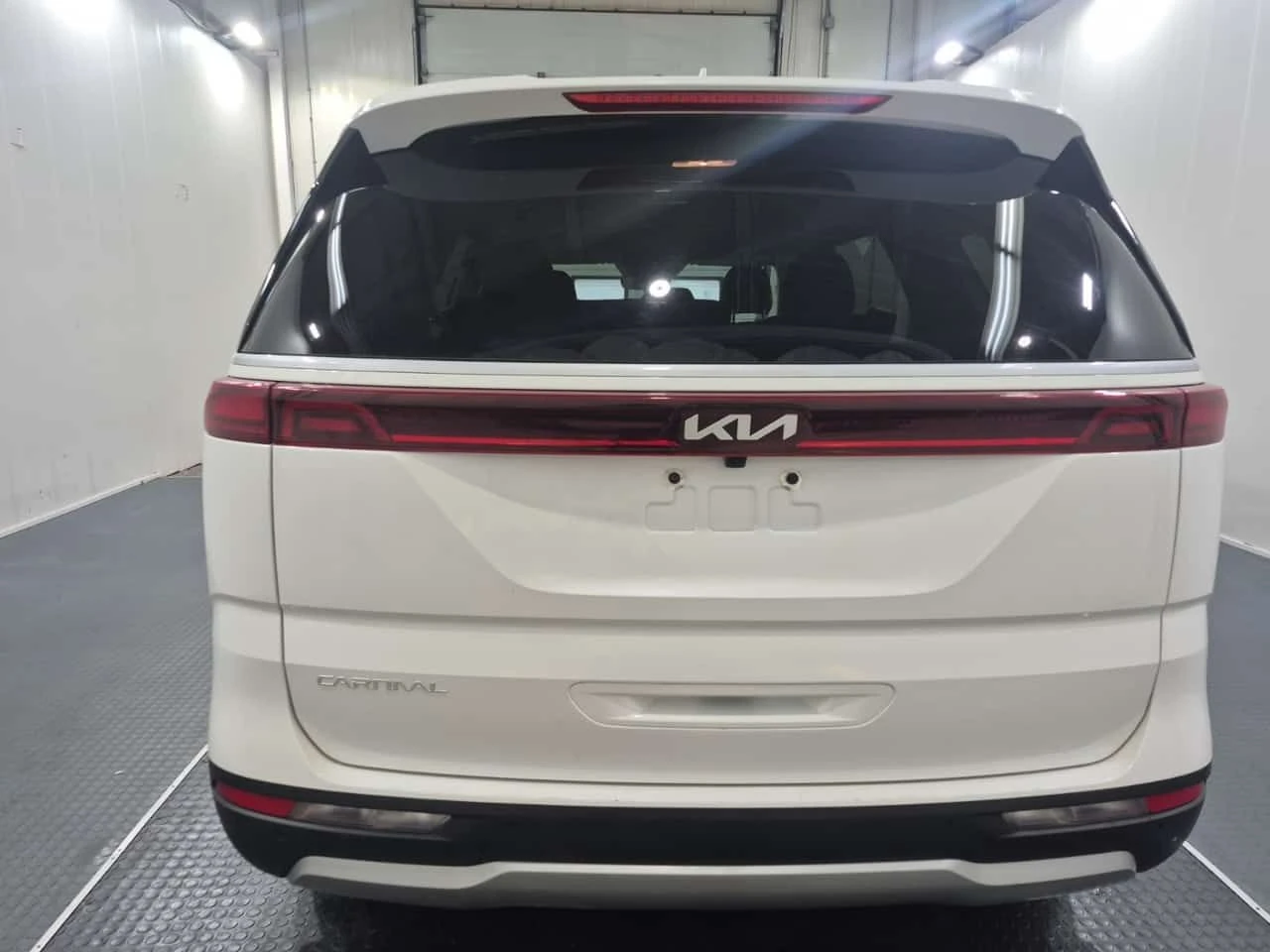 Kia Carnival LX| ПОДГРЕВИ| CARFAX| АВТОФИНАНСИРАНЕ, снимка 5 - Автомобили и джипове - 54656385