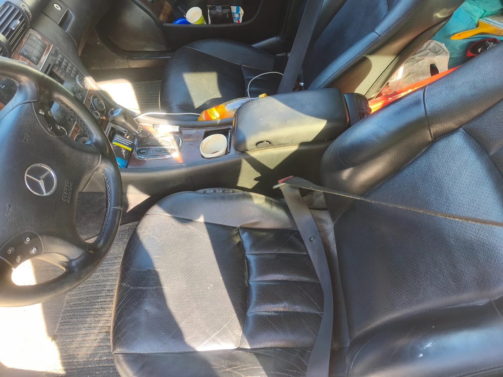 Mercedes-Benz C 320, снимка 6 - Автомобили и джипове - 54691846