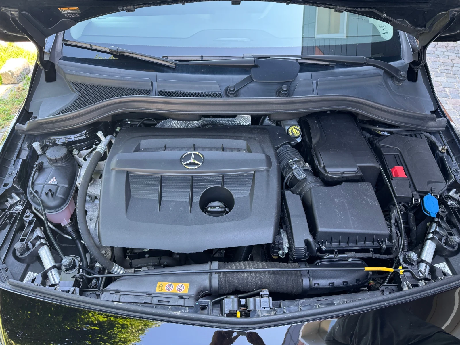 Mercedes-Benz B 180 Facelift Automatic , снимка 7 - Автомобили и джипове - 55474284