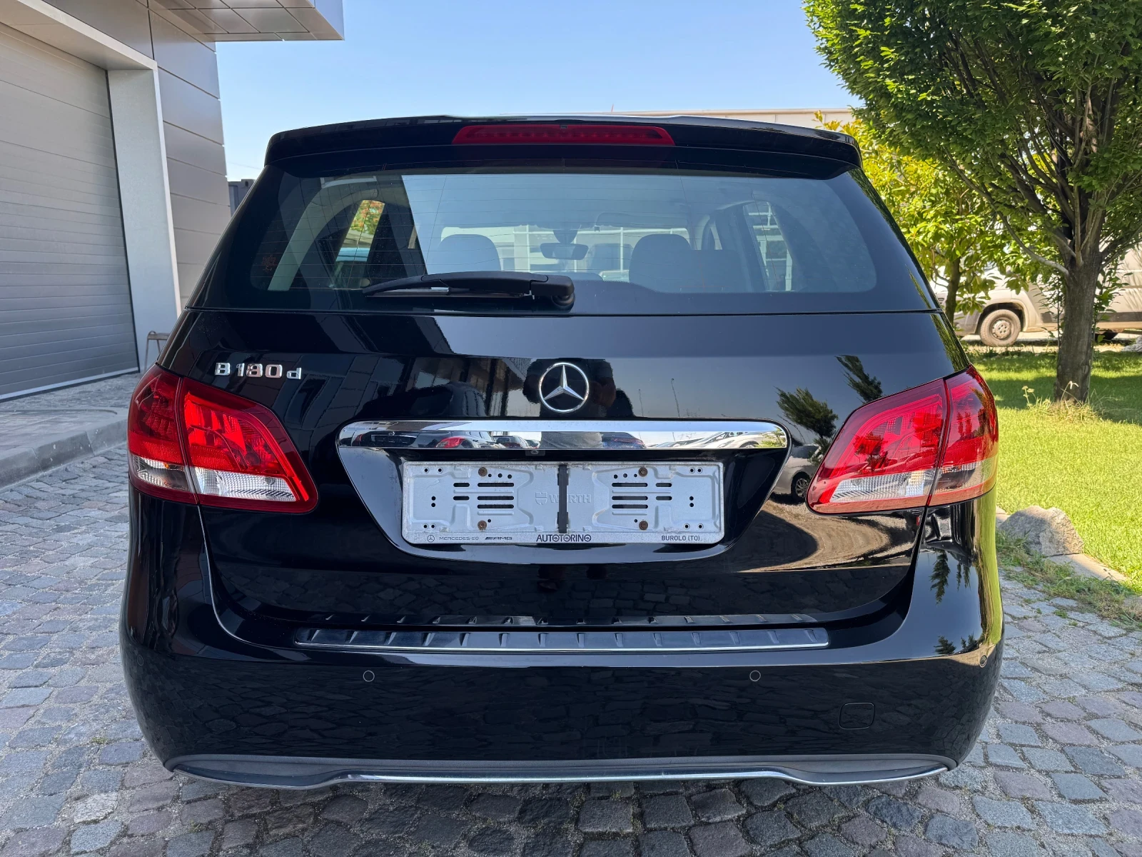 Mercedes-Benz B 180 Facelift Automatic , снимка 5 - Автомобили и джипове - 55474284