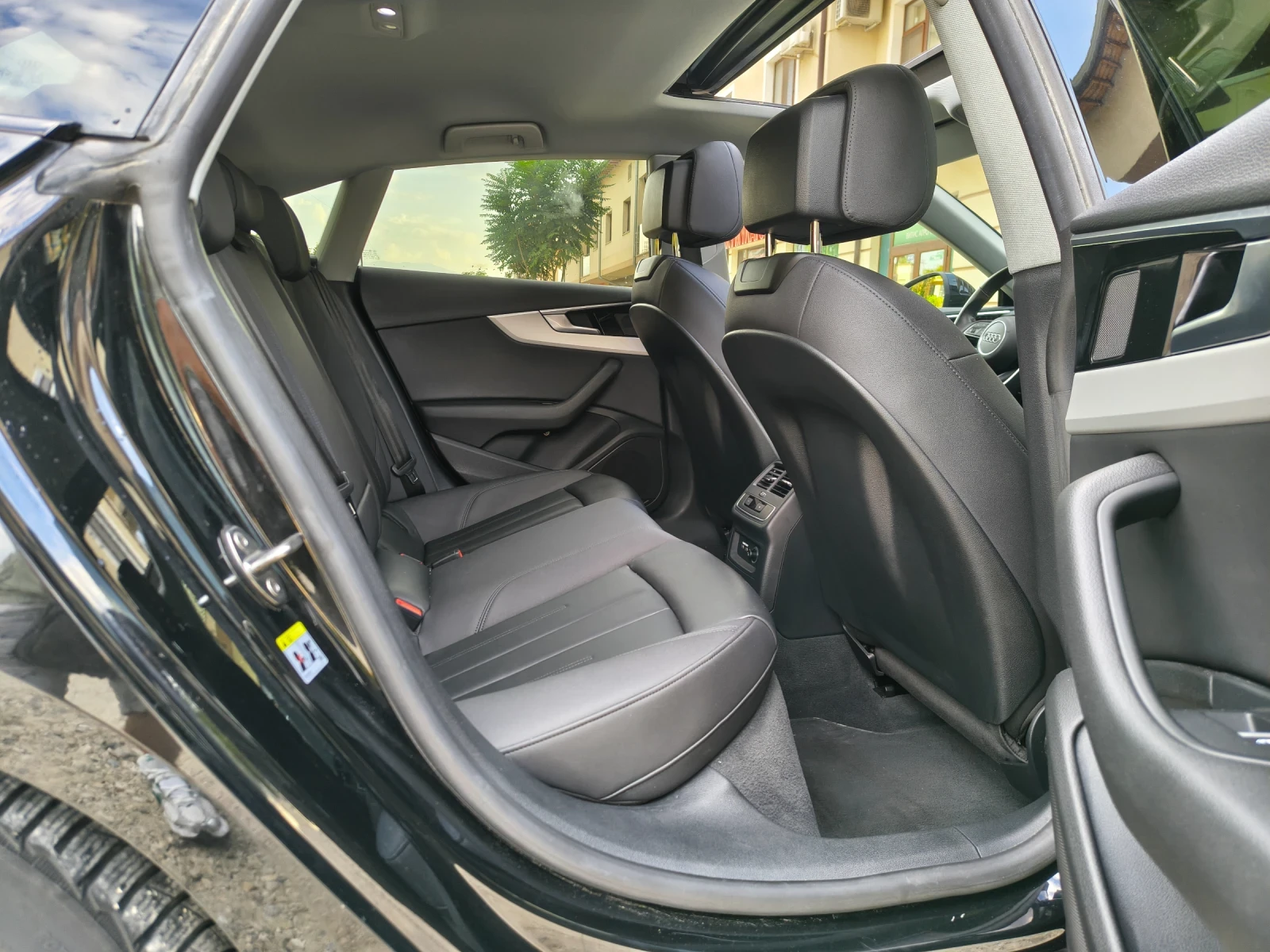 Audi A5 S-line 190к.с Sportback, снимка 11 - Автомобили и джипове - 55826136