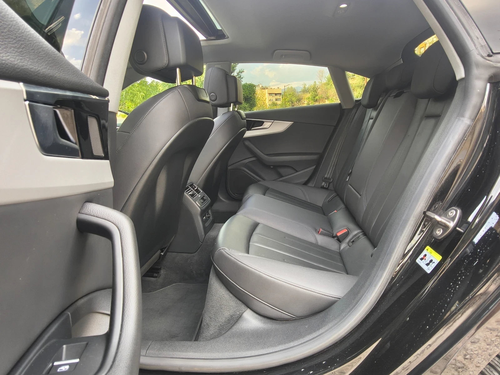 Audi A5 S-line 190к.с Sportback, снимка 13 - Автомобили и джипове - 55826136