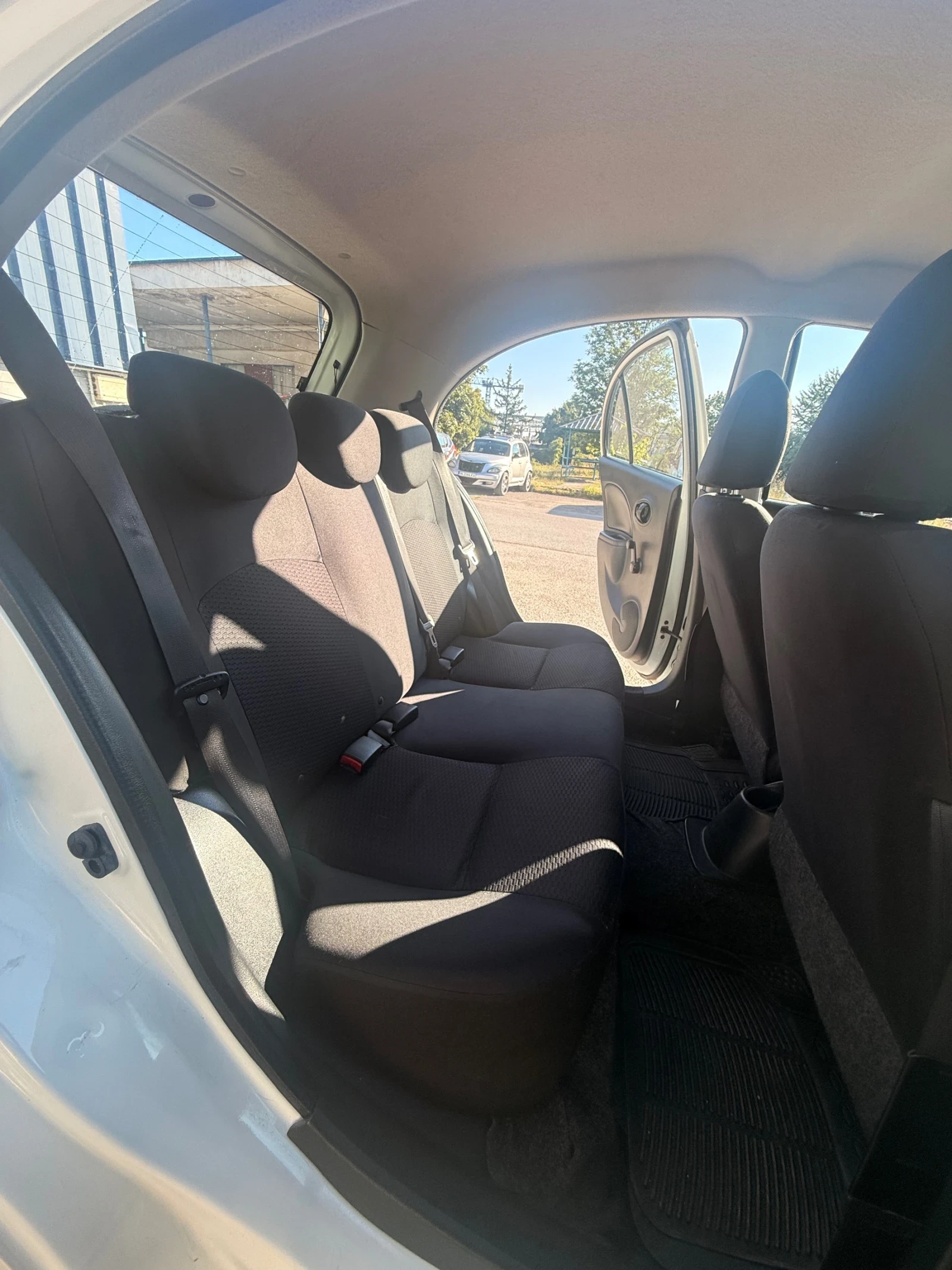 Nissan Micra 1.2, снимка 8 - Автомобили и джипове - 56316267