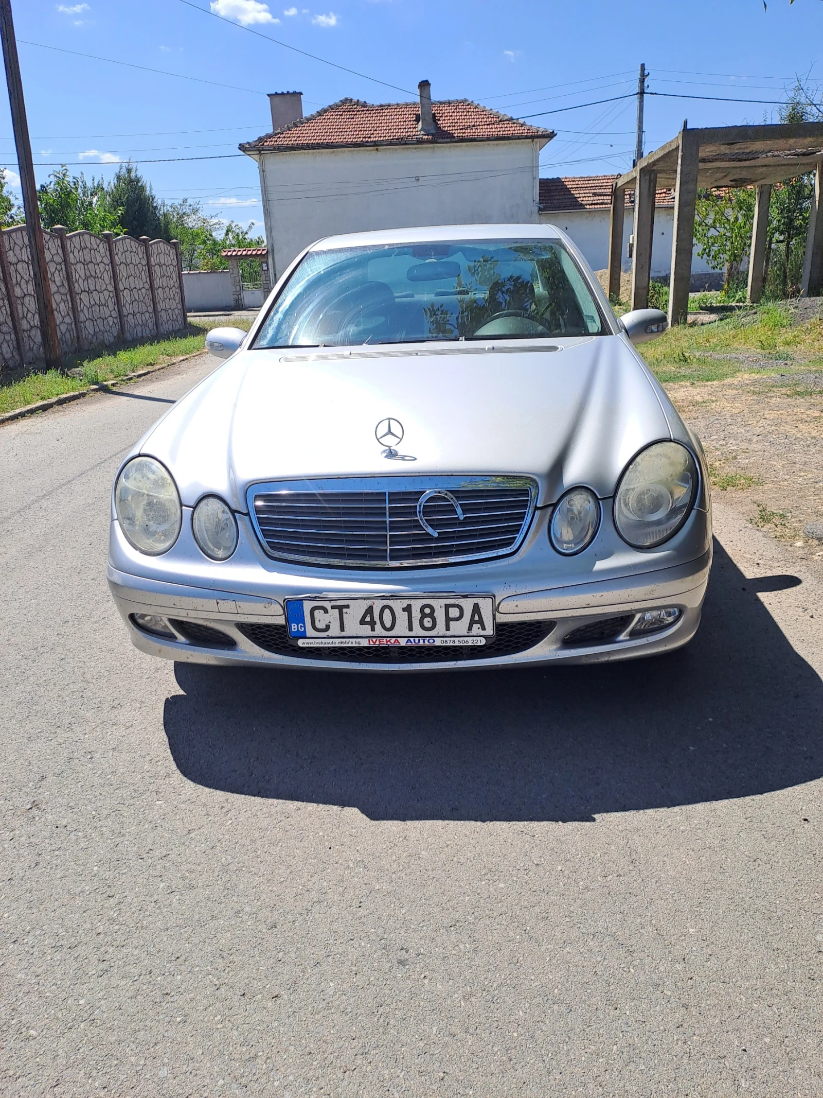 Mercedes-Benz E 220