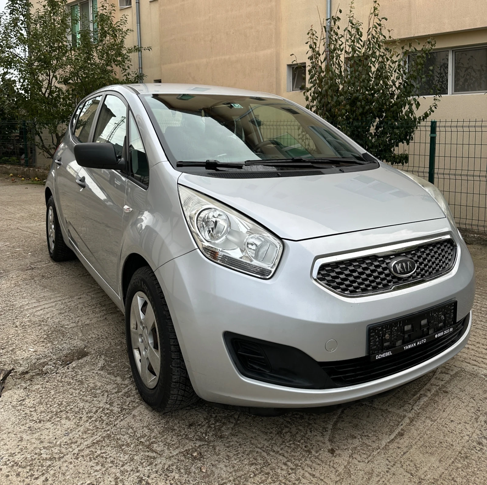 Kia Venga 1.4i* 90 коня* , снимка 3 - Автомобили и джипове - 56745707