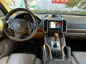 Porsche Cayenne 3.0/CARPLAY/BOSE/PANO/KEYLESS/ВЪЗДУХ - изображение 6