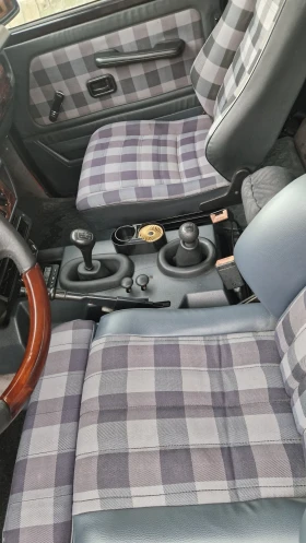 Mercedes-Benz G 250 - 18000 € / 35204.94 лв. - 77618357 9