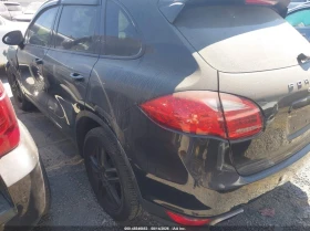 Porsche Cayenne 3.6L V-6 DI, DOHC, VVT, 300HP* КЛИП НА МОТОР | Auto.bg — изображение 3