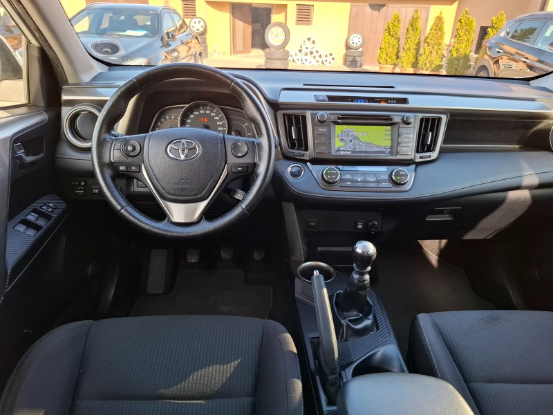 Toyota Rav4 2.0 D4D AWD, снимка 9 - Автомобили и джипове - 45478957