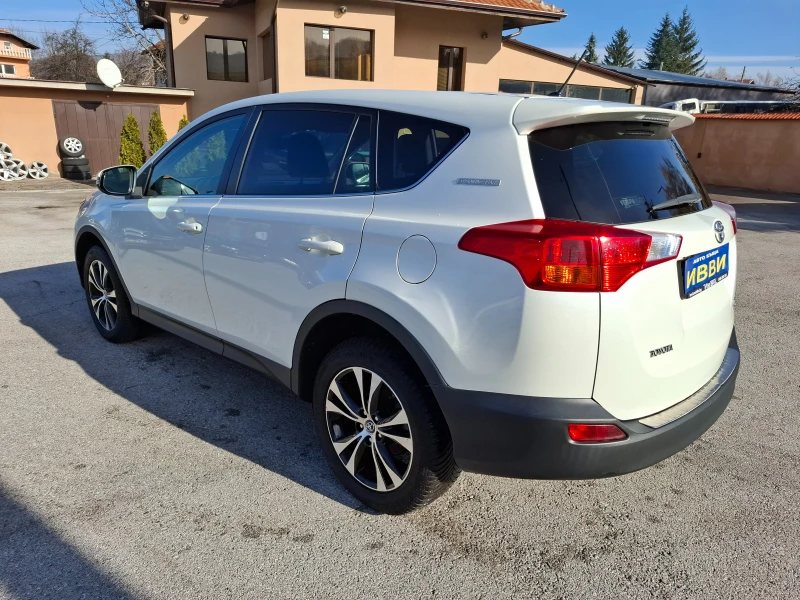 Toyota Rav4 2.0 D4D AWD, снимка 17 - Автомобили и джипове - 45478957