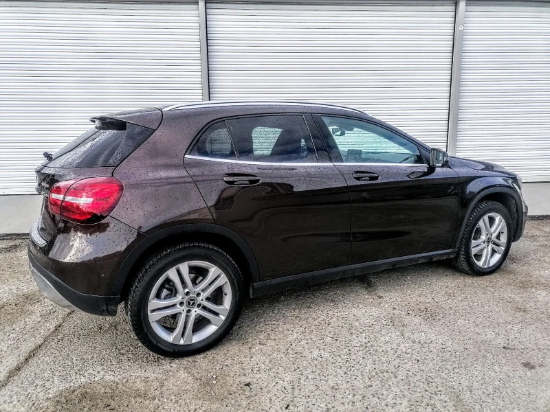 Mercedes-Benz GLA 220 4 MATIC, снимка 5 - Автомобили и джипове - 50772861