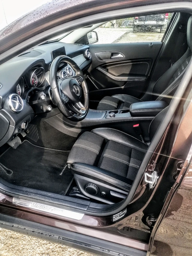 Mercedes-Benz GLA 220 4 MATIC, снимка 9 - Автомобили и джипове - 50772861