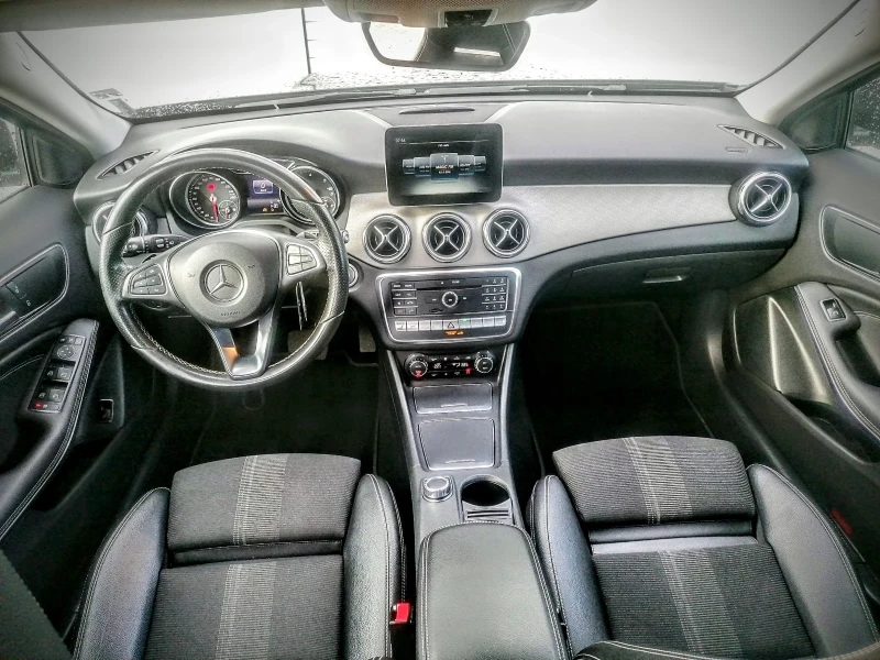 Mercedes-Benz GLA 220 4 MATIC, снимка 7 - Автомобили и джипове - 50772861