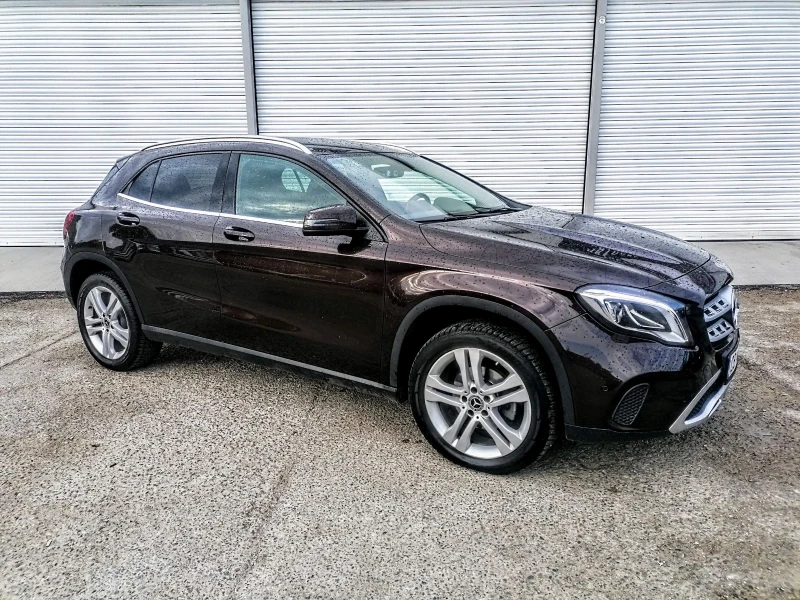 Mercedes-Benz GLA 220 4 MATIC, снимка 3 - Автомобили и джипове - 50772861