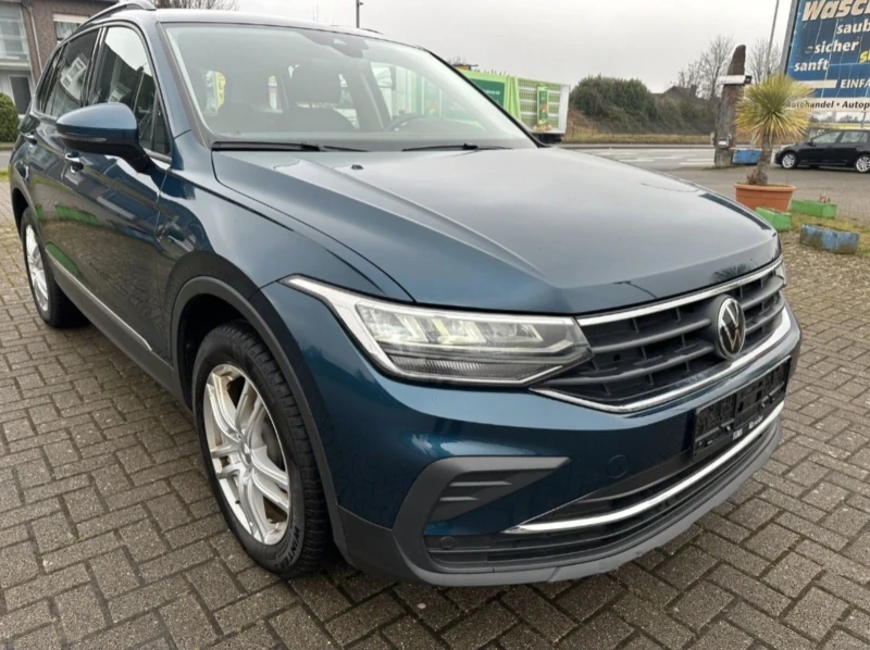 VW Tiguan 2, 0 TDI-DTS-150 PS, снимка 2 - Автомобили и джипове - 52148660