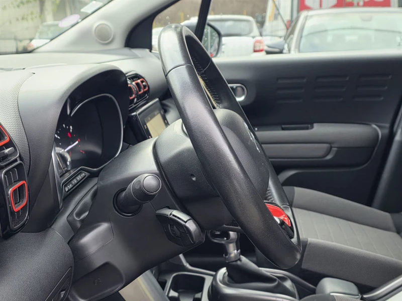 Citroen C3 Aircross 1.2 PureTech Shine Panorama Auomatic, снимка 12 - Автомобили и джипове - 52555234