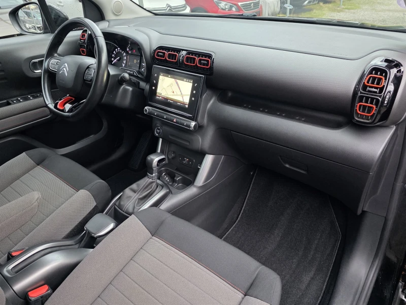 Citroen C3 Aircross 1.2 PureTech Shine Panorama Auomatic, снимка 9 - Автомобили и джипове - 52555234