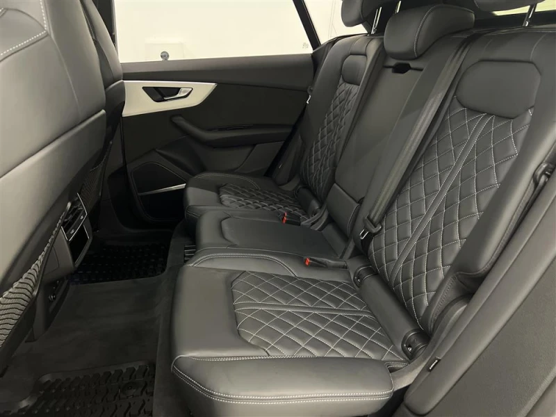 Audi Q8, снимка 7 - Автомобили и джипове - 53178807